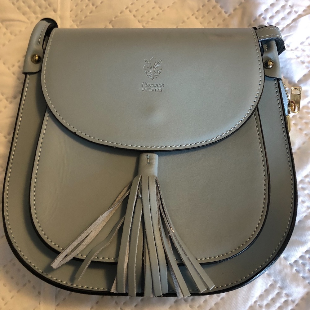 TWO New Purses "AS IS".  BUT, WORTH IT.